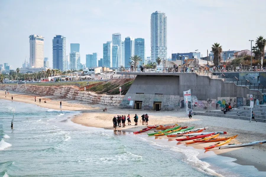 Tel Aviv beach promenade (Tayelet)